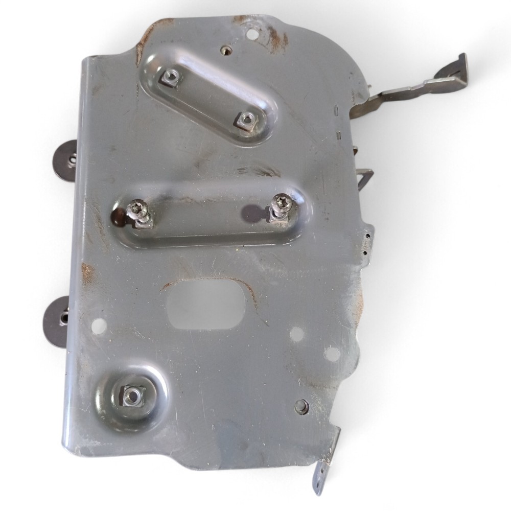 Suporte Bomba Do Arla Daf Xf 3