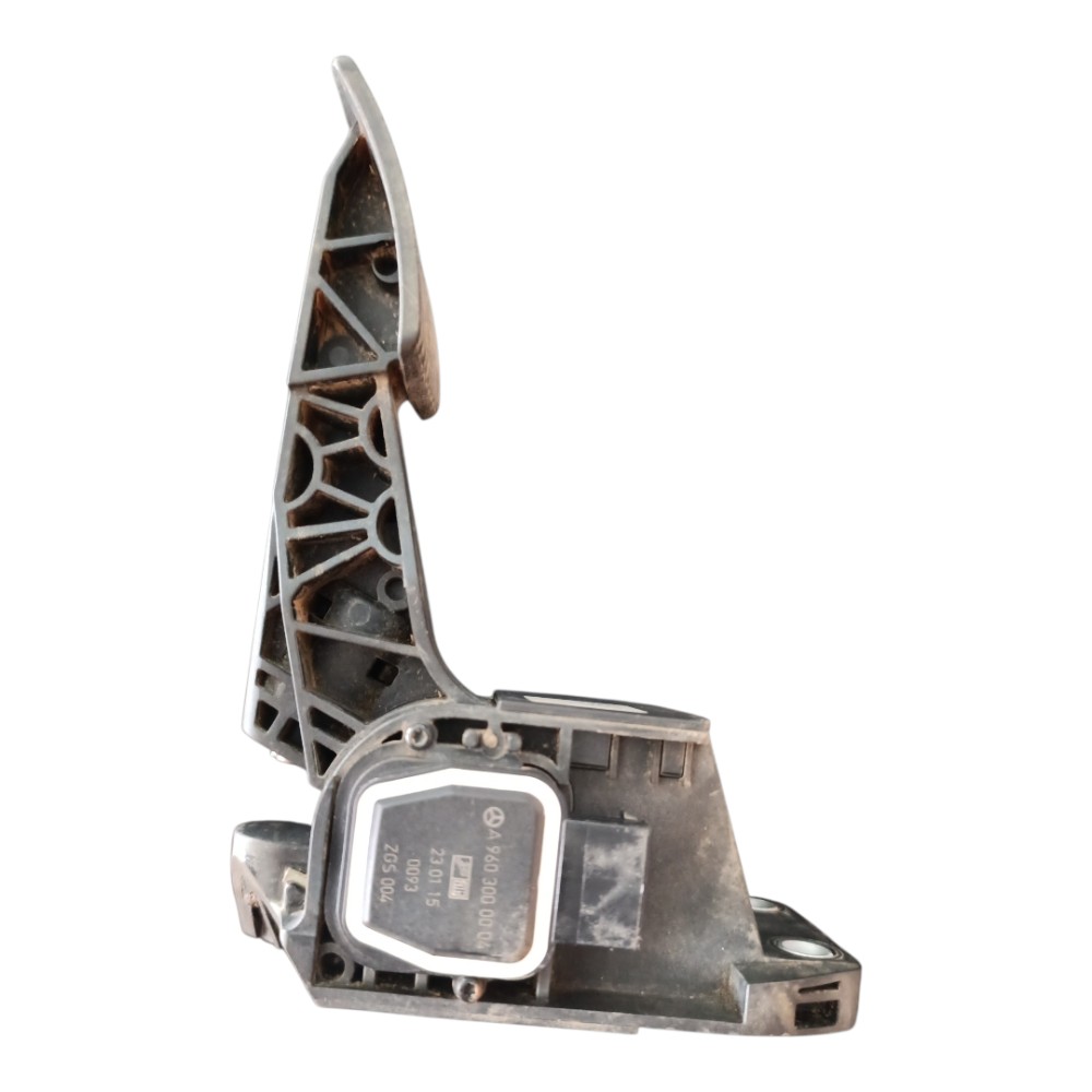 Pedal Acelerador M.benz Atron A9603000004