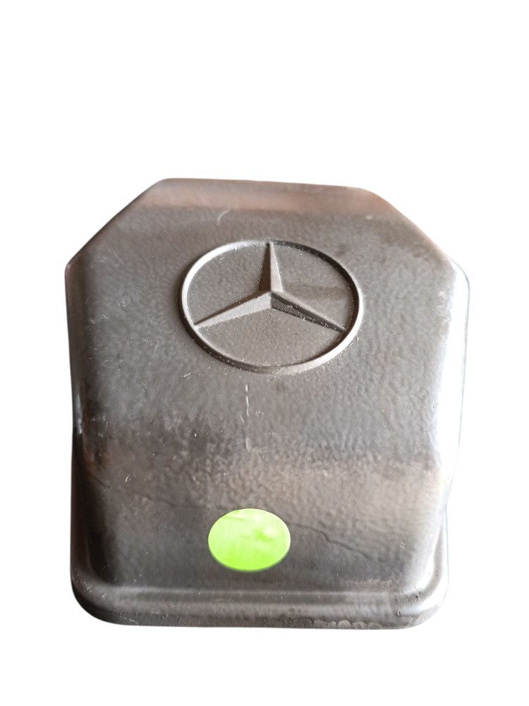Tampa de Válvula motor OM501 MB Actros A4570100930 4