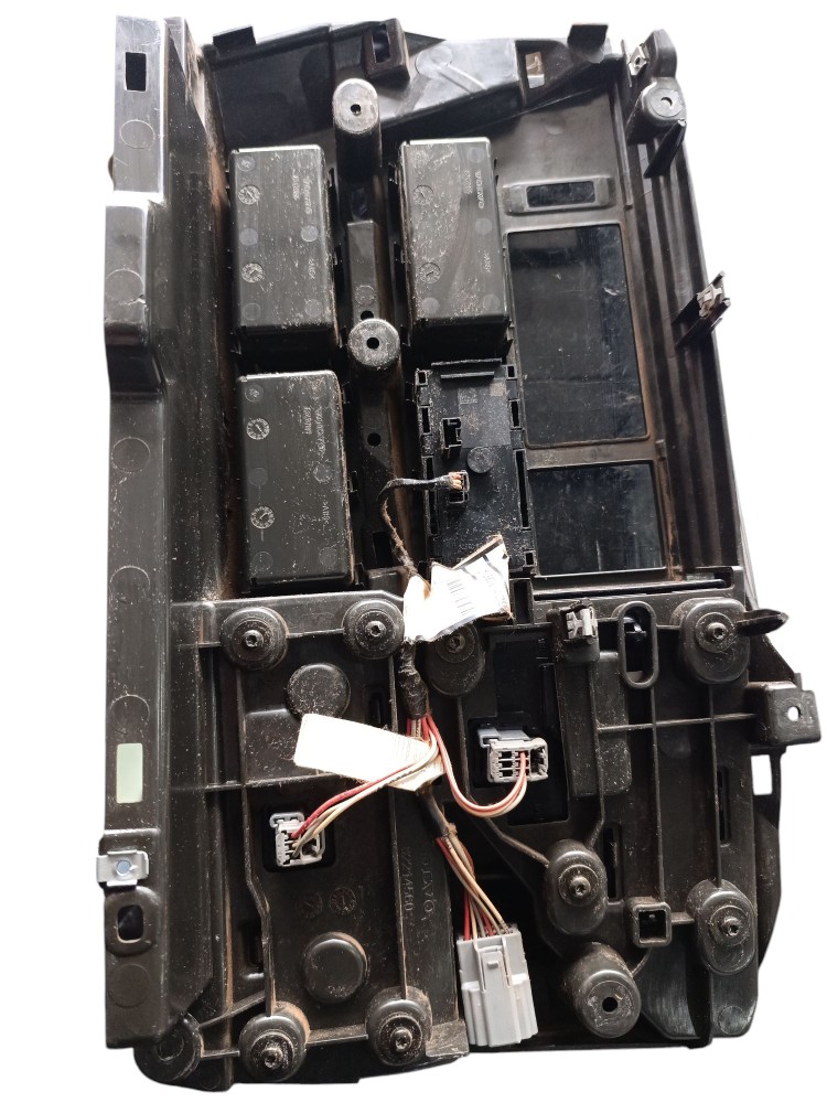 Moldura Comando Do Ar Condicionado Volvo Fh500 2015 82214560 3