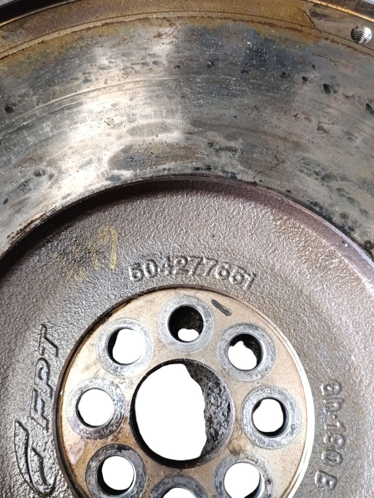 Volante motor Iveco Cursor 9 360 Euro 5 504277651 4