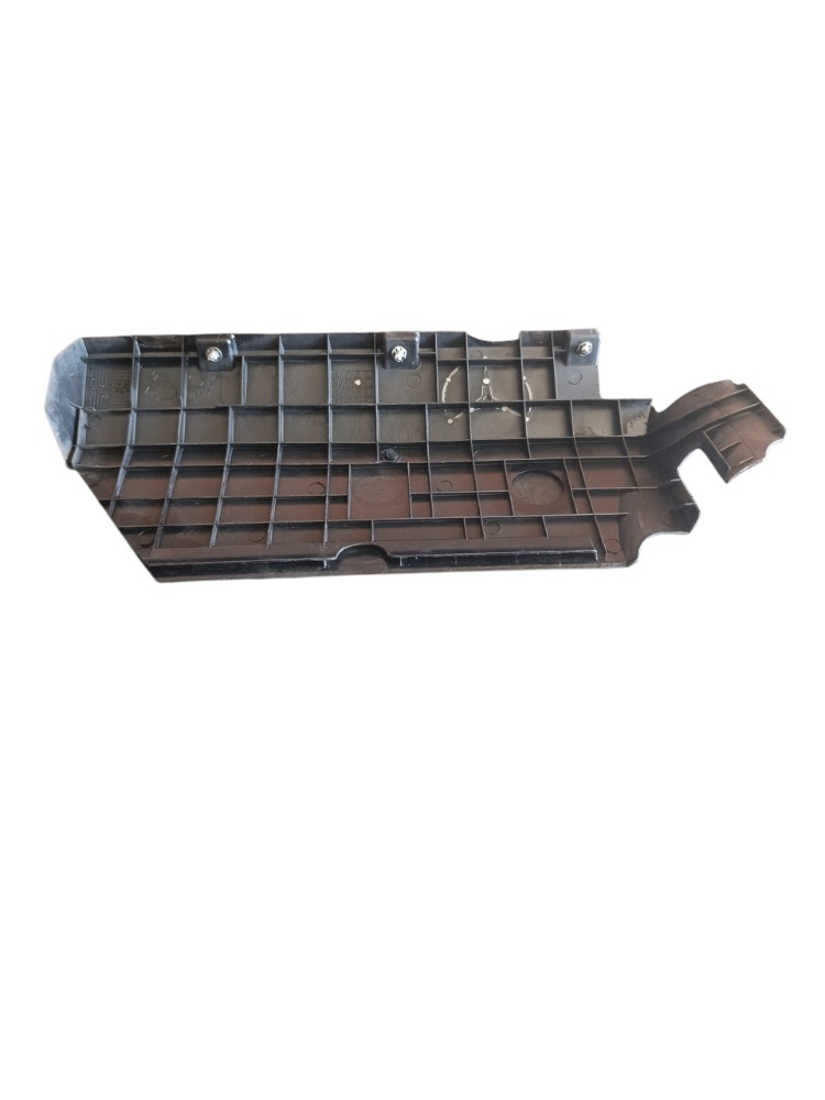 Tampa Lateral Motor Mb Accelo Om 924 Com Detalhe A9240740147 2