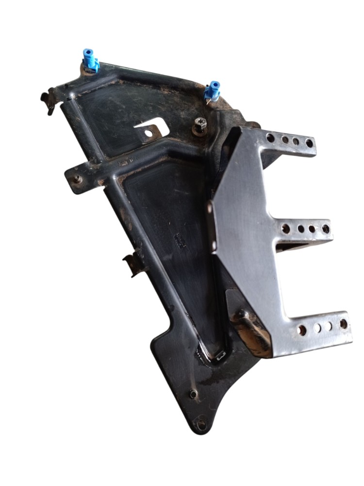Suporte Alma Painel Scania 1398401