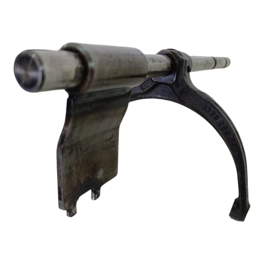 Garfo Embreagem 3a/4a Caixa Zf 16s 1325306028 2