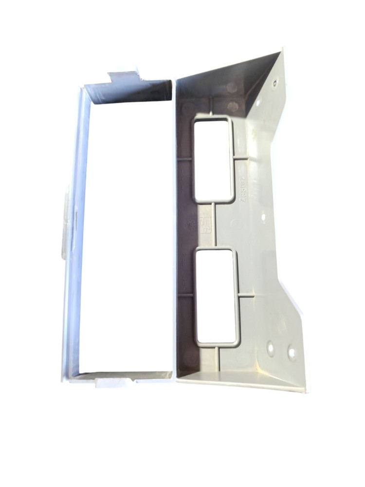 Acabamento rádio painel MB 2646 3