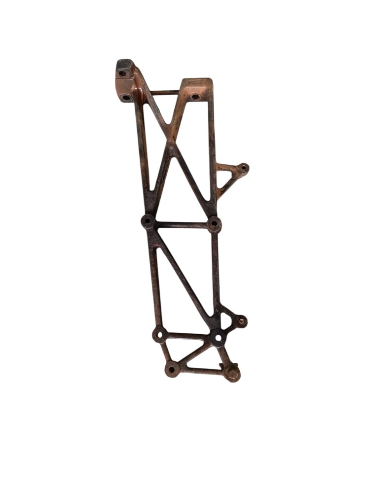 Suporte Fixação Catalizador Scania P124 1378482 2