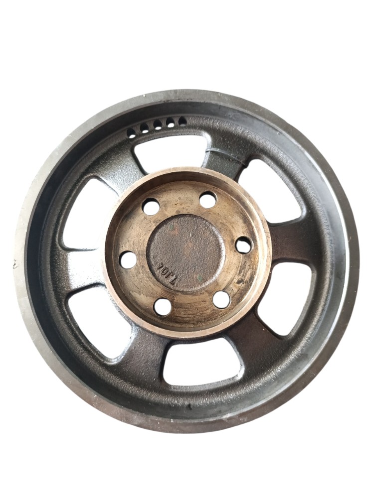 Polia correia frontal motor Scania 1411716 2