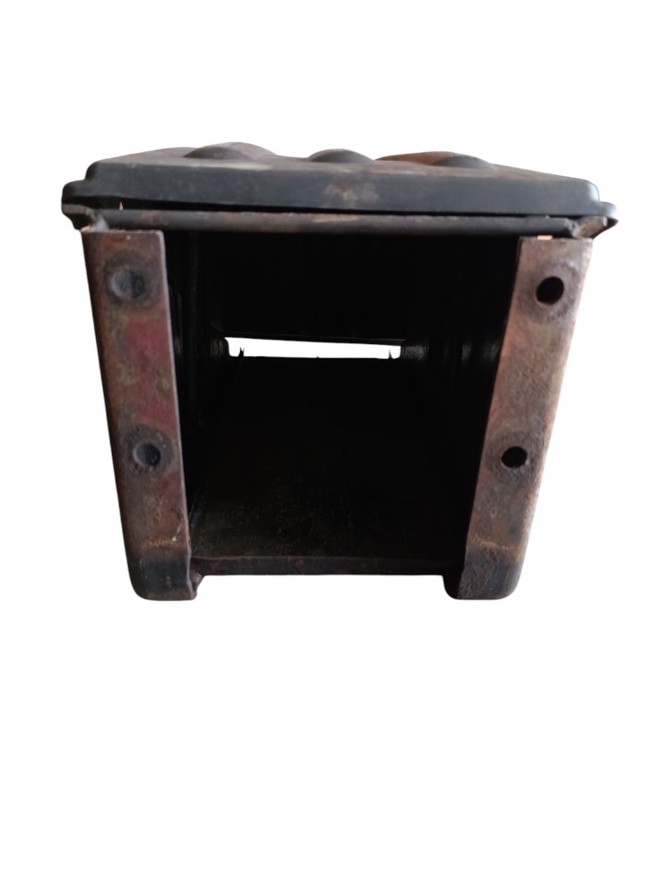 Suporte Com Capa Para Uma Bateria 4