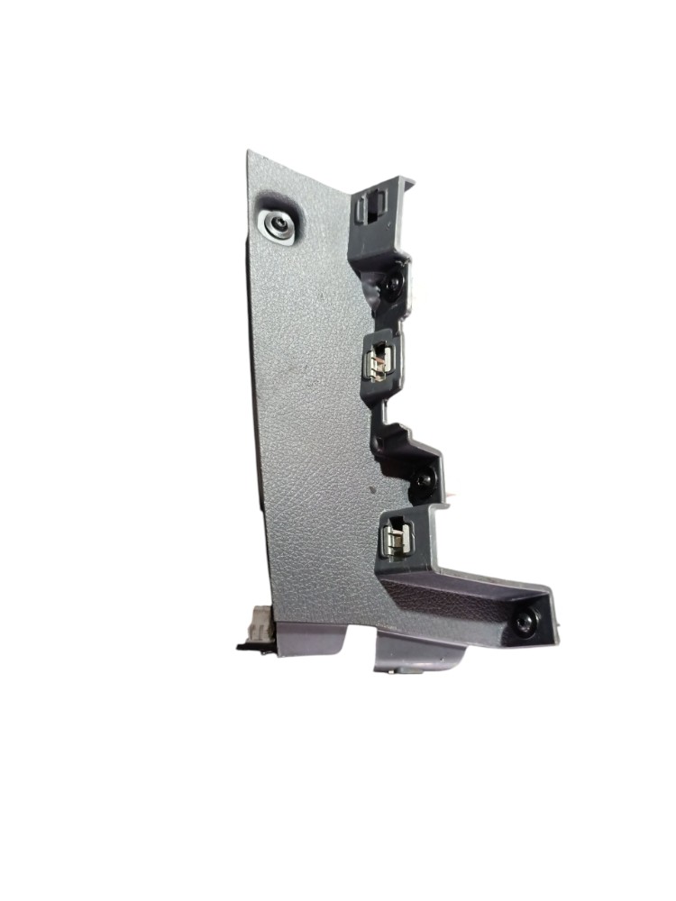 Moldura Lateral Esq Painel Mb Sprinter 2022 A 9106804500