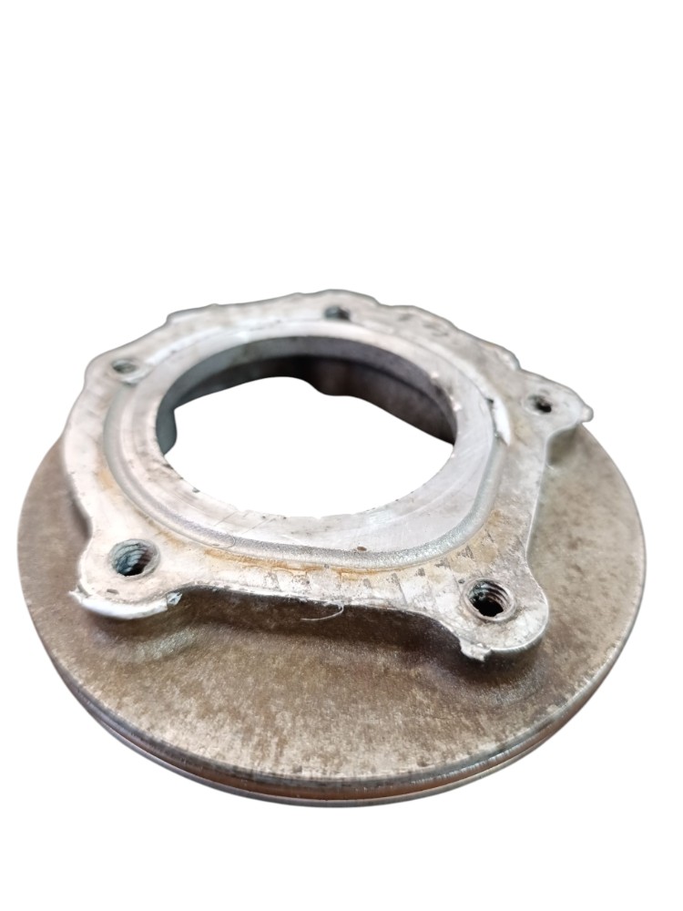 Flange Comando De Válvulas Iveco Cursor 9 360 E5 504127775 4