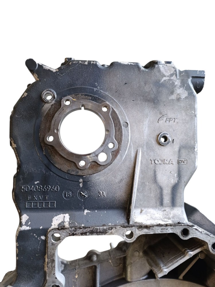 Capa Seca Do Motor Cursor 13 Iveco Stralis 2014 504086960 4
