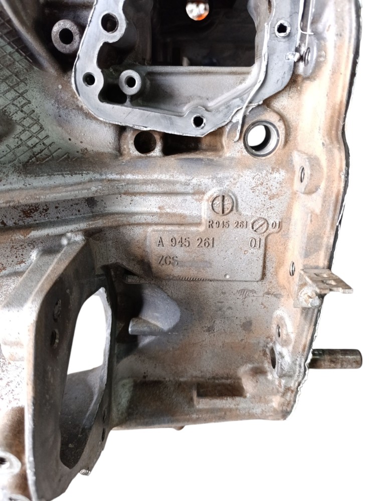 Carcaça capa seca com detalhe MB Actros 2646 A94526101 3