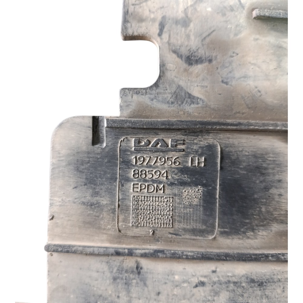Protetor Radiador Le Daf Xf 480 1977956 3