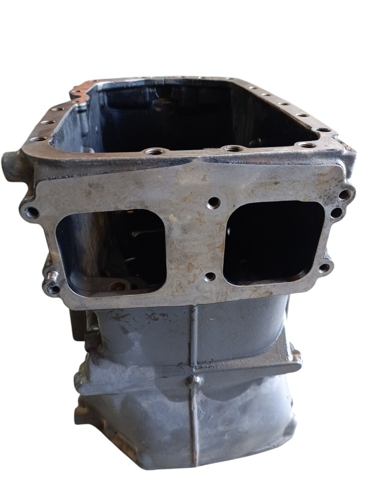 Carcaça Caixa De Câmbio Volvo Vt 1