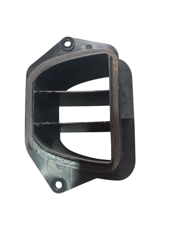 Difusor Entrada Ar Capô Renault Master 2.5 2006 7700351396 2