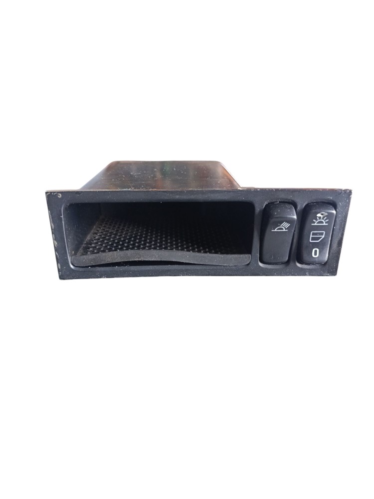 Acabamento Porta Luvas C/detalhe Scania G380 2009 1507830 3