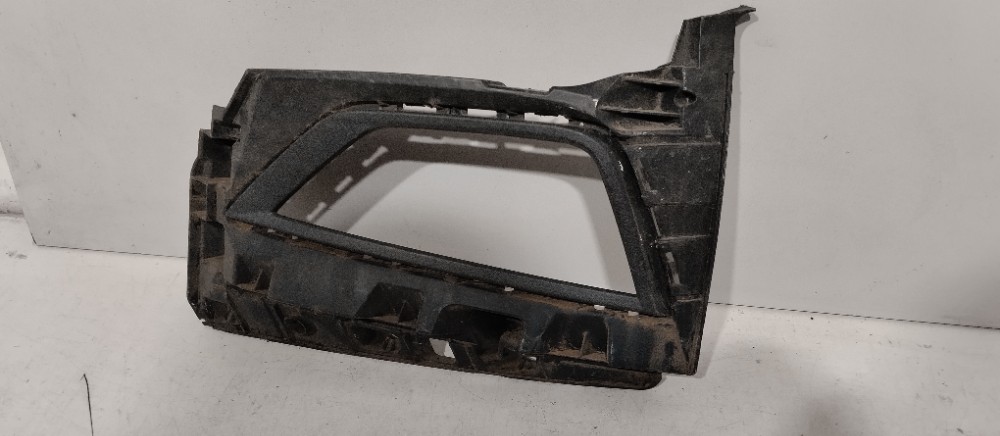 Moldura Milha Esquerda Vw Polo Virtus 2018/2020 Original 2