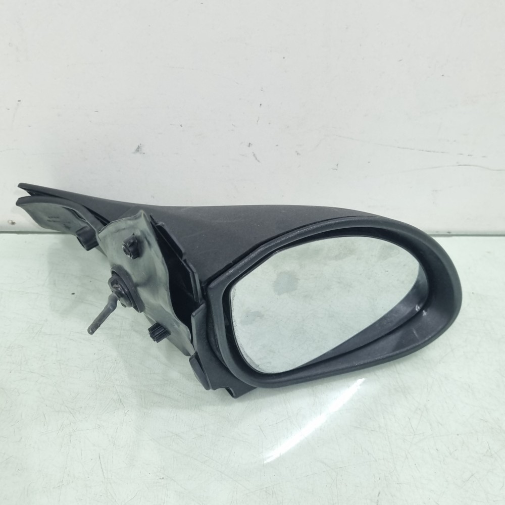 Retrovisor Direito Manual Chevrolet Vectra 2001/2005 Usado. 2