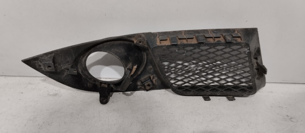 Moldura Milha Esquerda Fiat Doblo 2015 Recuperado Original Esquerdo 4
