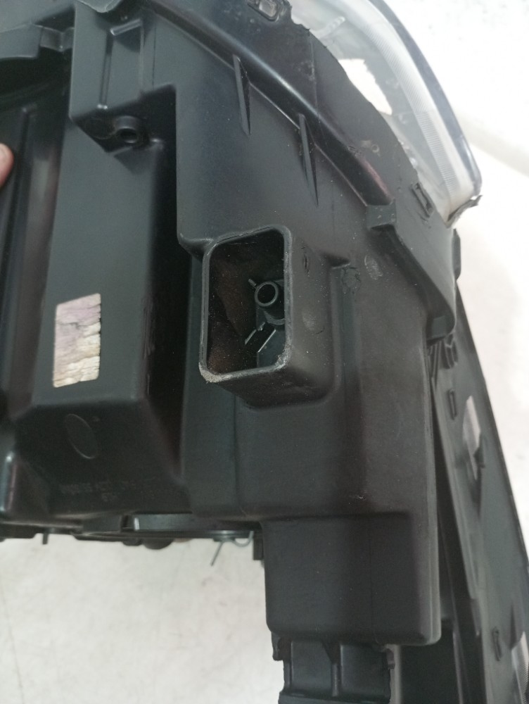 Farol esquerdo HB20 2020/2022 5