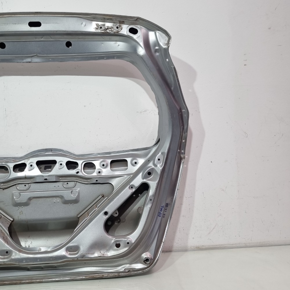 Tampa Traseira Honda Fit Modelos 2015/2016/2017/2018/2019 Prata 6