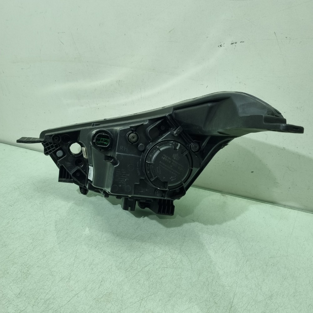 Farol Direito Hyundai Creta 2017/2021 Semi-novo 6