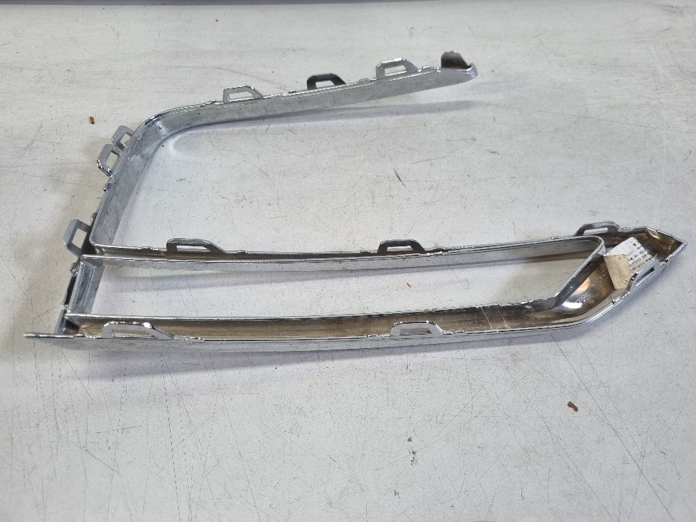 Moldura Farol De Milha Esquerda Tiggo 8 Pro 2022/2024 Esquerdo 3