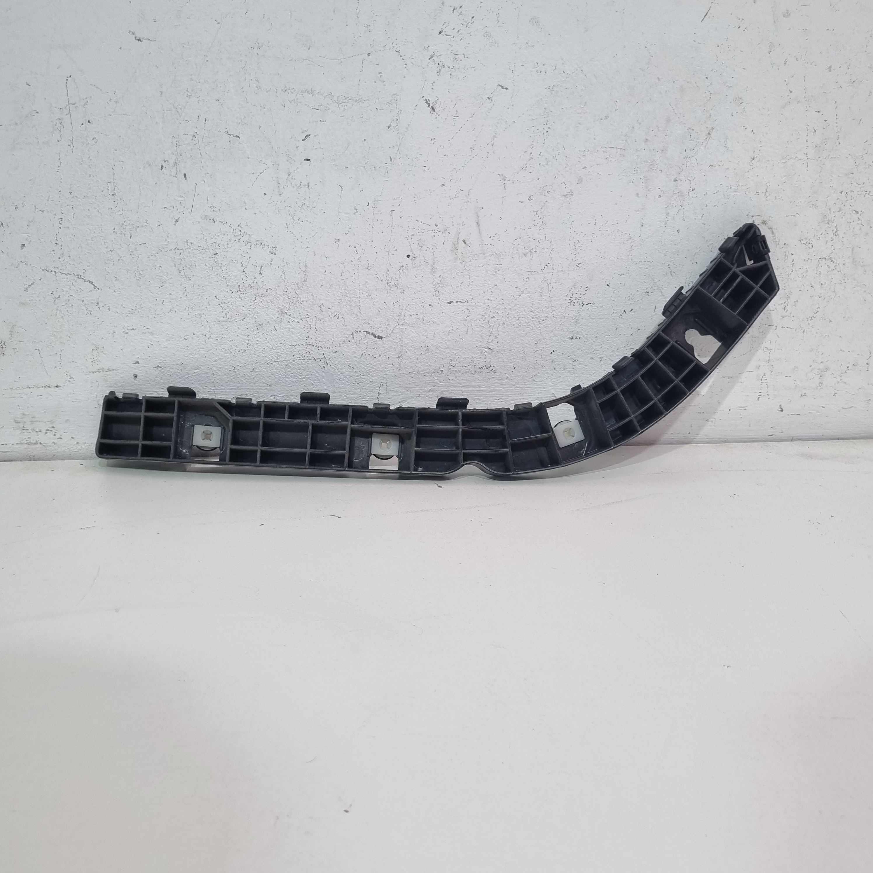 Suporte Parachoque Traseiro Direito Hyundai Hb20 2014/2018 1
