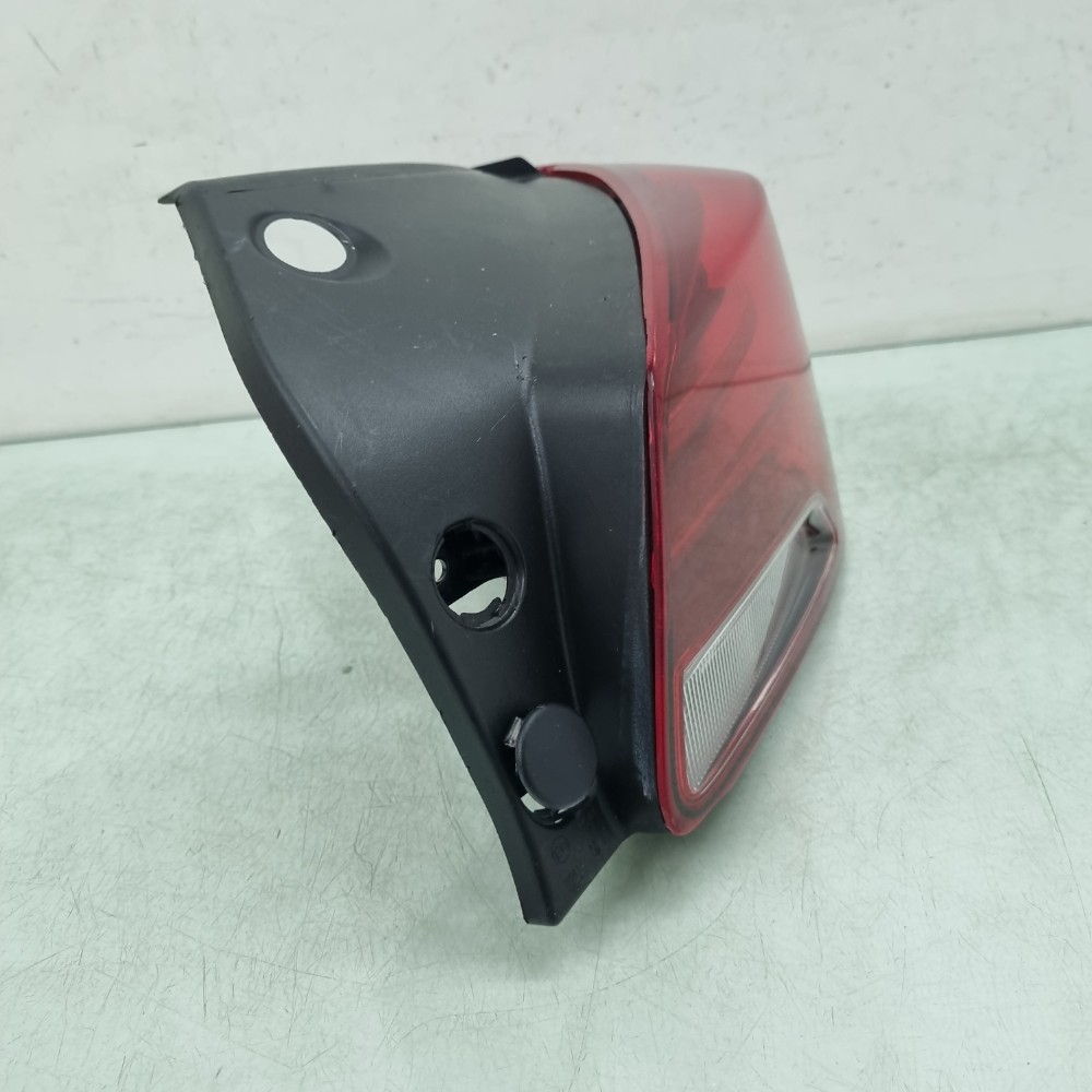Lanterna Direita Sem LED Chevrolet Onix Hatch 2020/2024 3