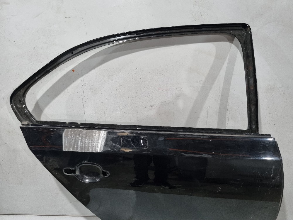 Porta Traseira Direita Volkswagen Jetta 2011/2017 Traseira Direito 2
