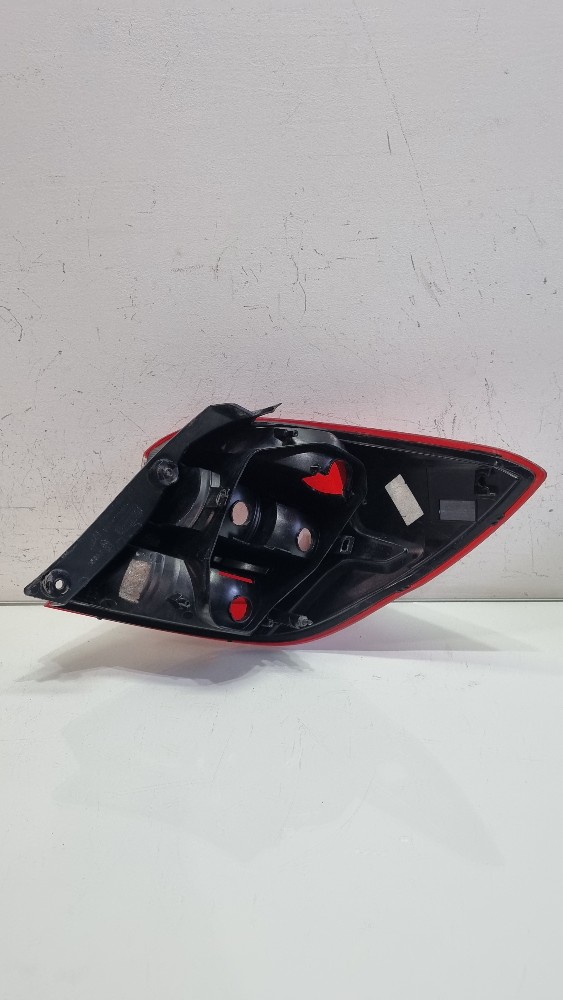 Lanterna lado esquerdo Ford Ka Hatch Modelo 2015/2018 3