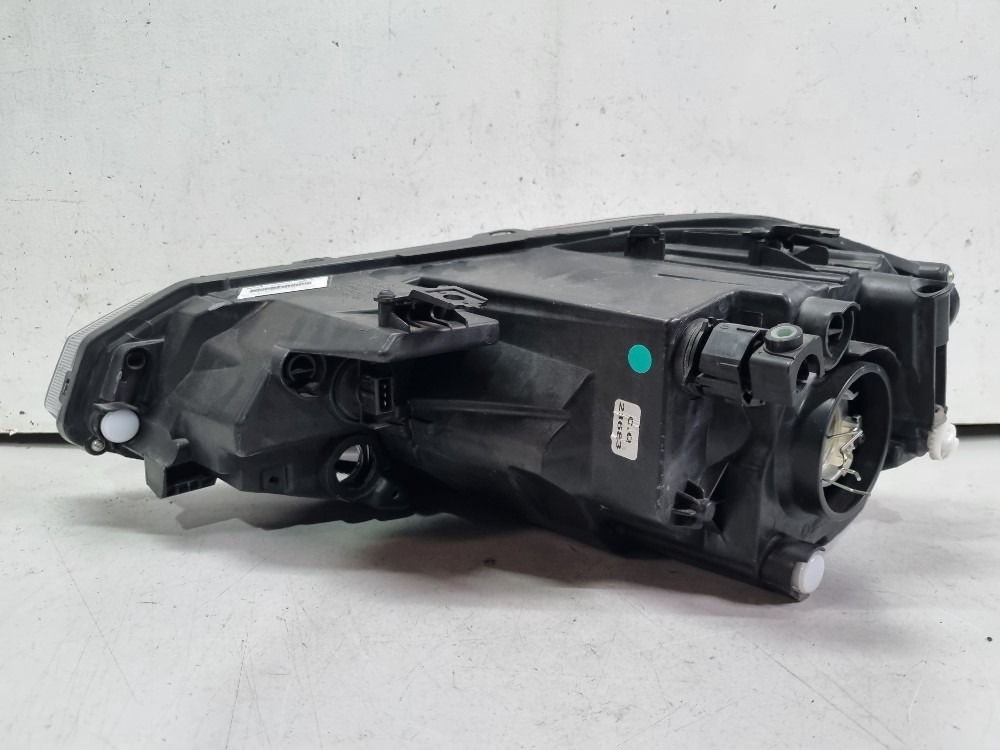 Farol Direito Volkswagen Polo  Track 2023 / 2025 Recuperado. 7