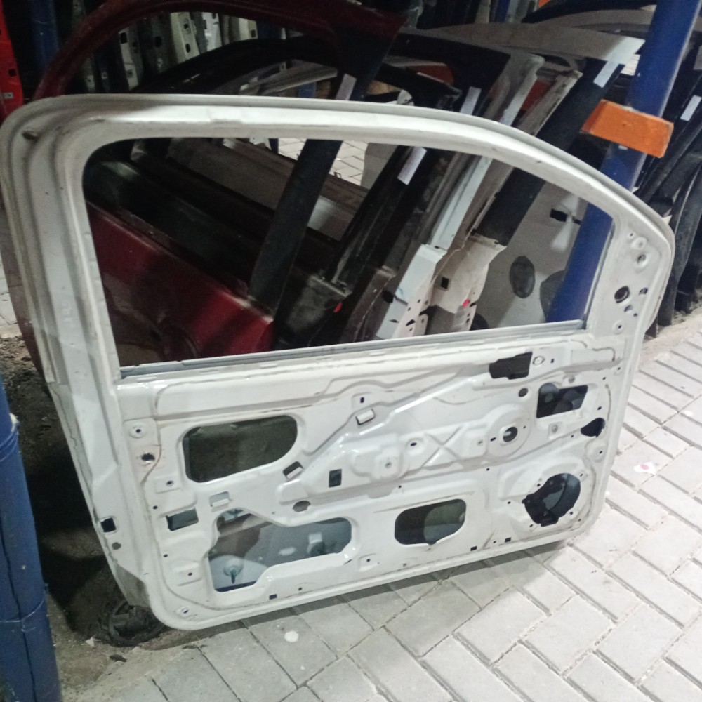 Fiat Fiorino Porta Dianteira Esquerda 2016/2021 2