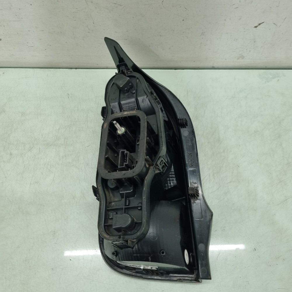 Lanterna Direita Volkswagen Up 2013/2017 Recuperada 5