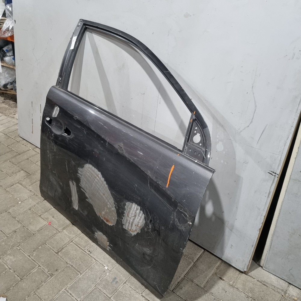 Porta Dianteira Do Lado Direito Toyota Yaris 2016/2021 Dianteira 3