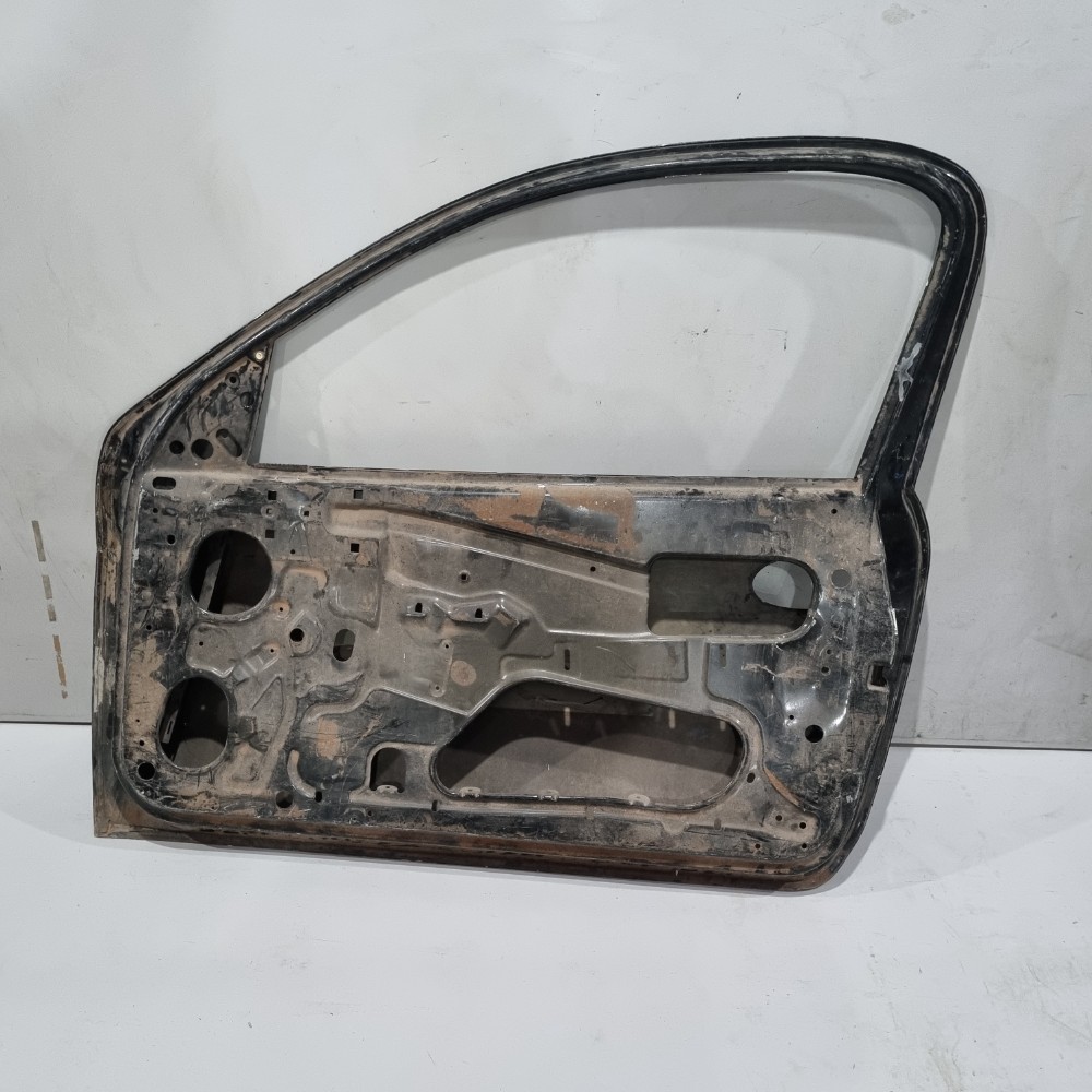 Porta Dianteira Direita Chevrolet Celta 2000/2016 Recuperada Dianteira 4