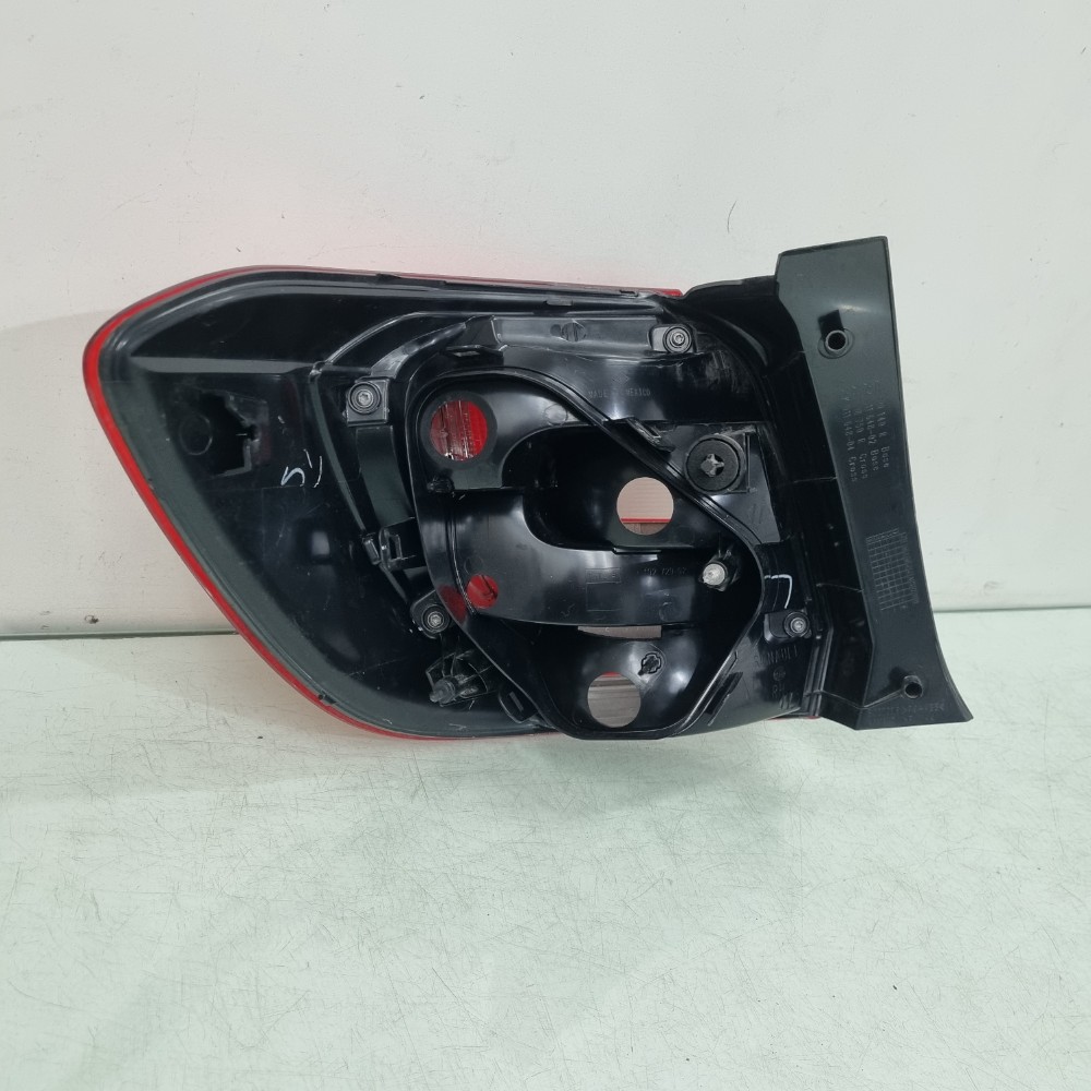 Lanterna Lado Direito Renault Sandero 2016/2019 Recuperado. Direito/passageiro 4