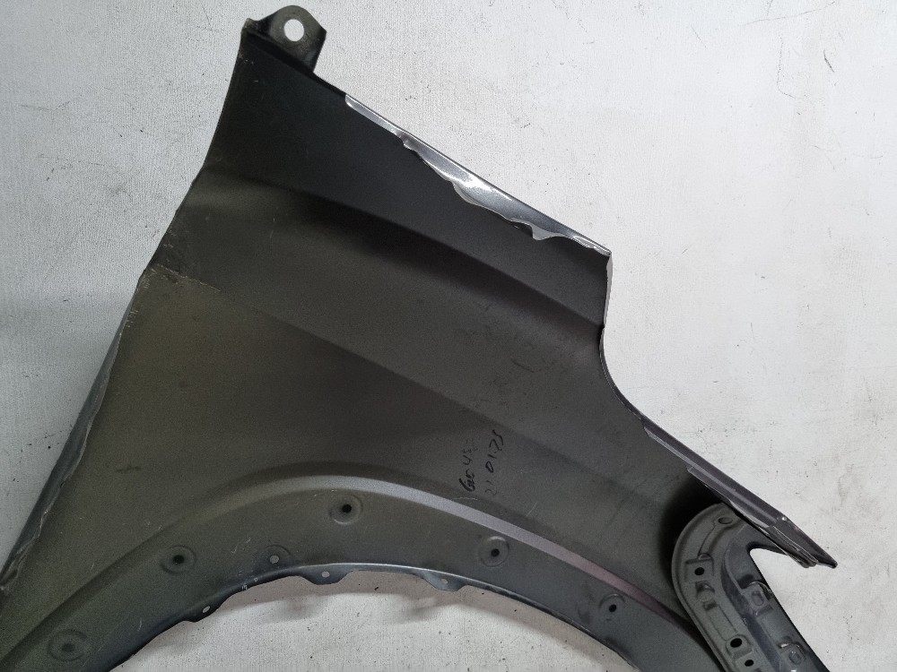 Paralama Esquerdo Toyota Corolla Cross 2021/2025 7