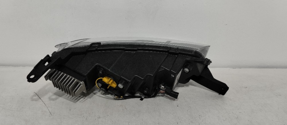 Farol Esquerdo Superior Kwid 2022 A 2025 Recuperado Original 3