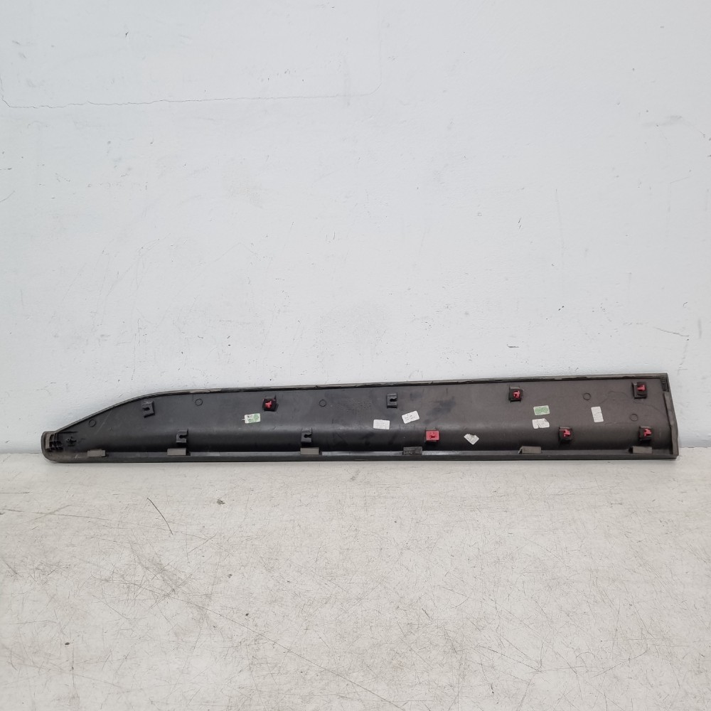 Friso Porta Dianteira Direita Hyundai Creta 2027/2021 4