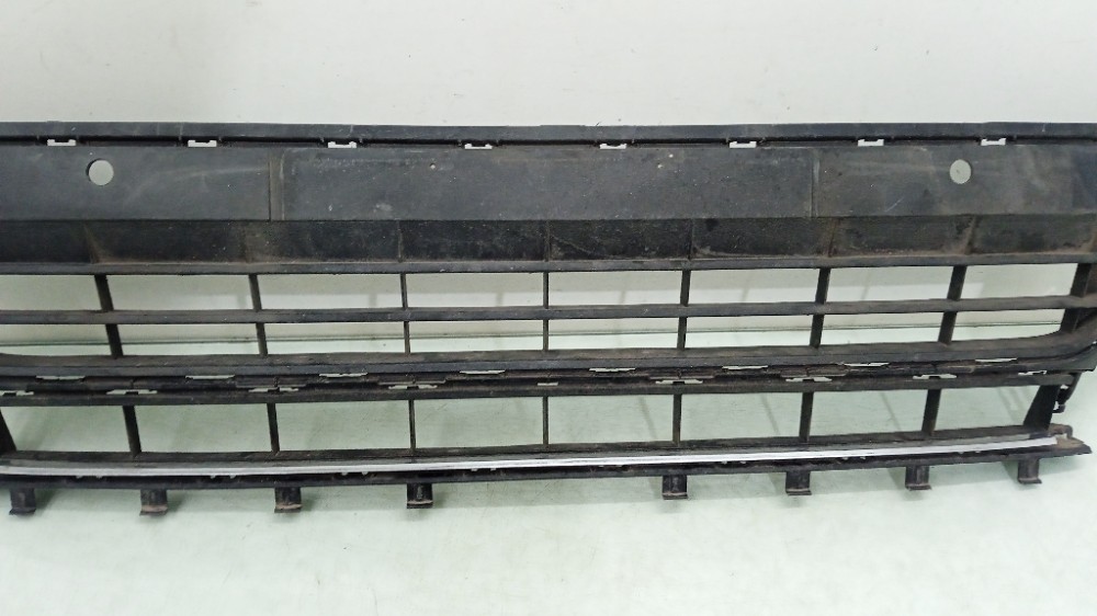 Grade Inferior Para-choque Diant Vw Polo 2017/2022 Seminova 4