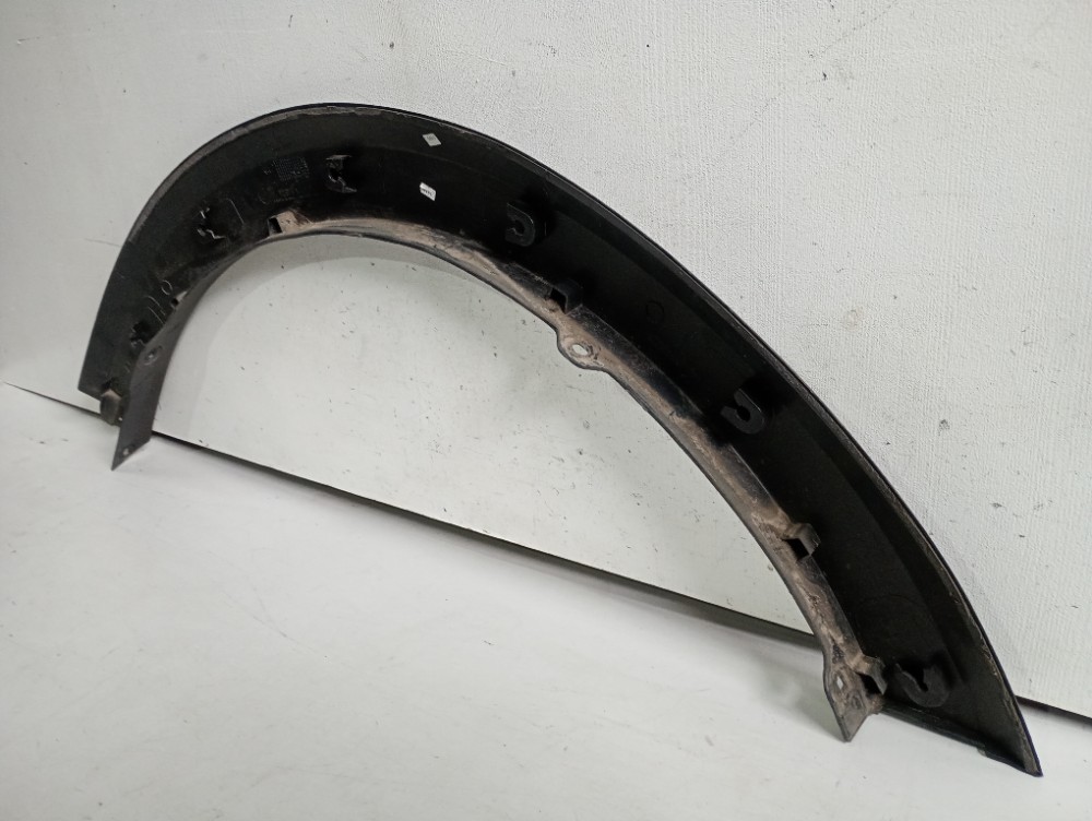 Moldura do paralama esquerdo Sandero Stepway 2015/2019 5