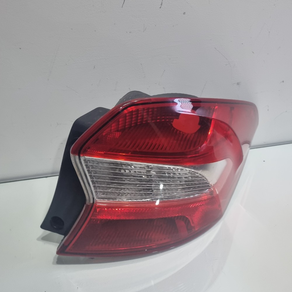Lanterna Do Lado Direito Ford Ka Sedan Modelos 2018/2022 Direito/passageiro 1