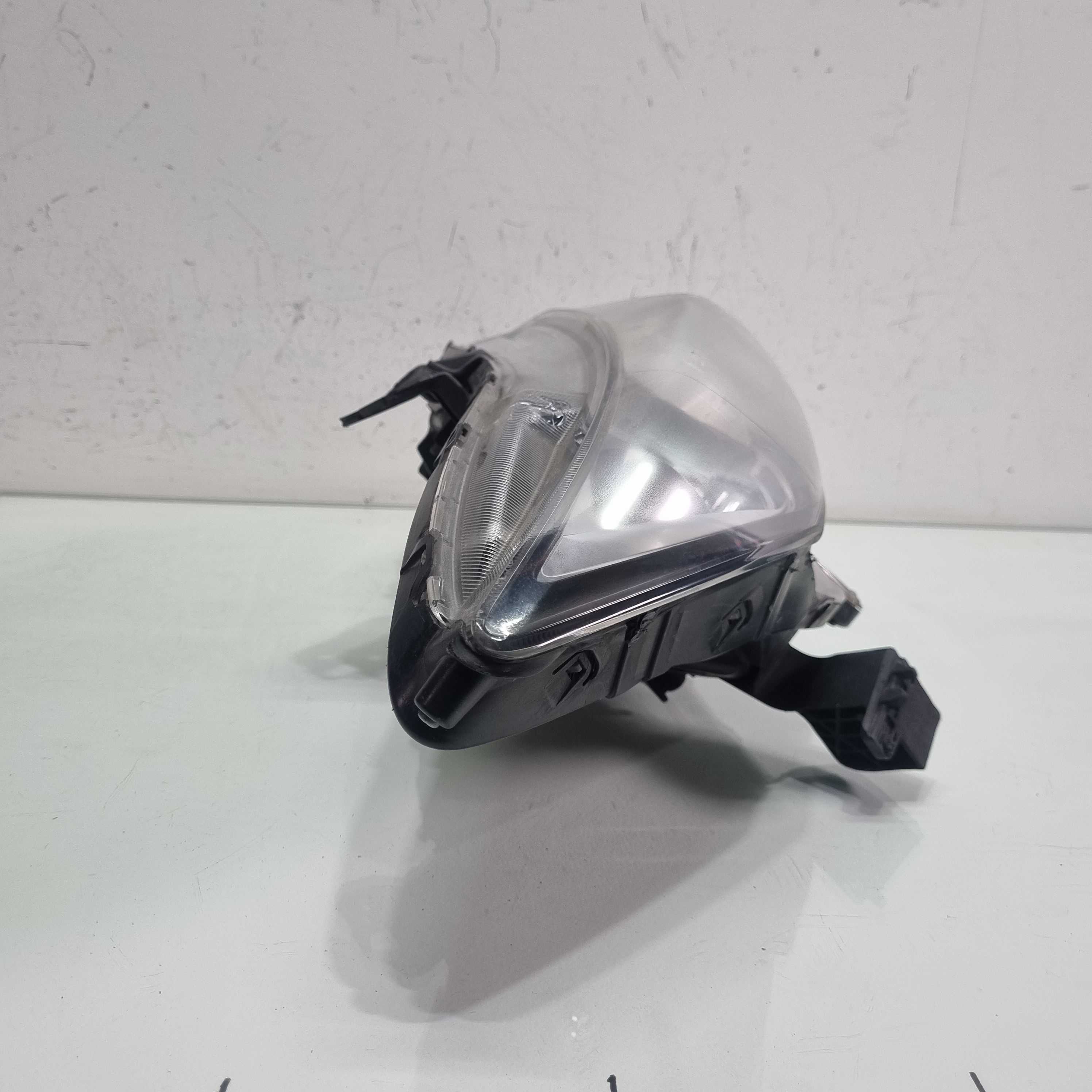 Farol lado direito Honda Civic mascara negra 2013/2016 2