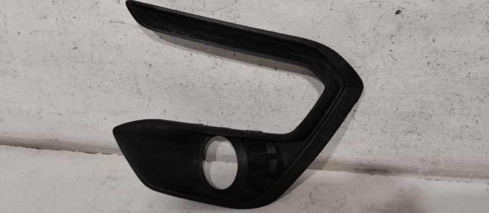 Moldura  Farol Milha Esquerdo  Ford Ka Freestyle 2020 Usado. 2