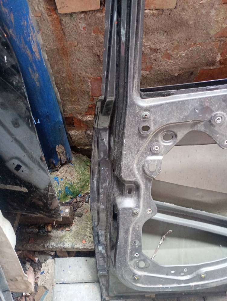 Porta traseira direita recuperada Fiat Toro 2017/2024 3