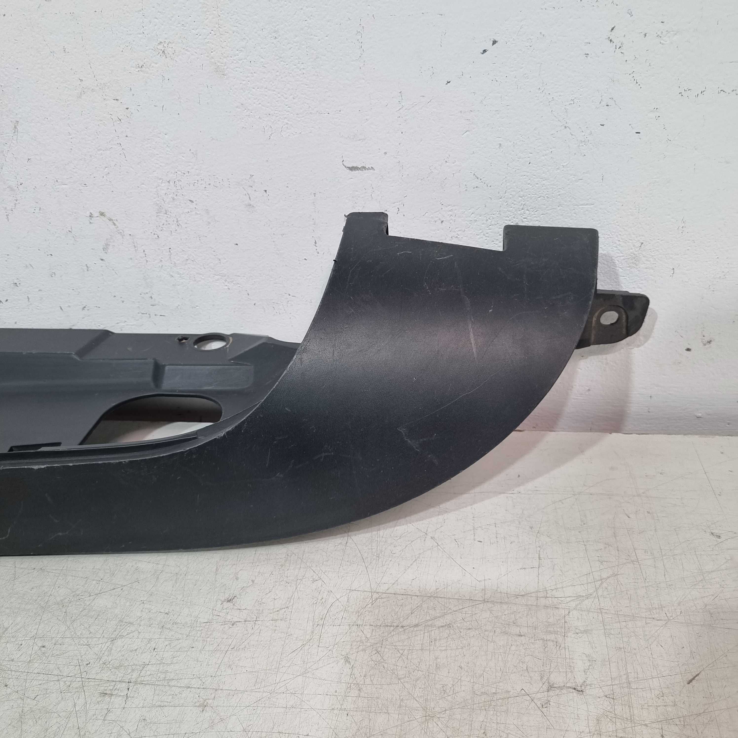 Moldura Lateral Do Lado Direito Fiat Fiorino 2014/2023 2