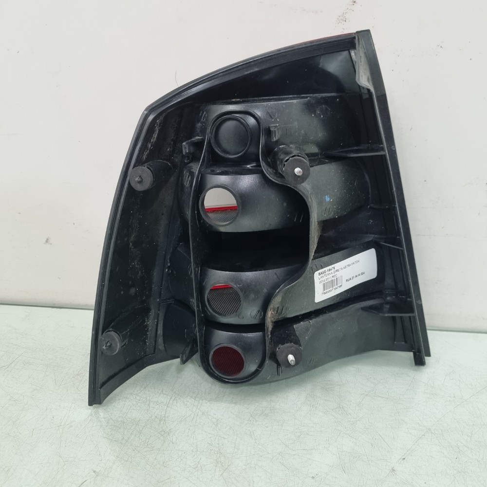 Lanterna Direito Fumê Chevrolet Astra Hatch 2003/2010 Direito/passageiro 4