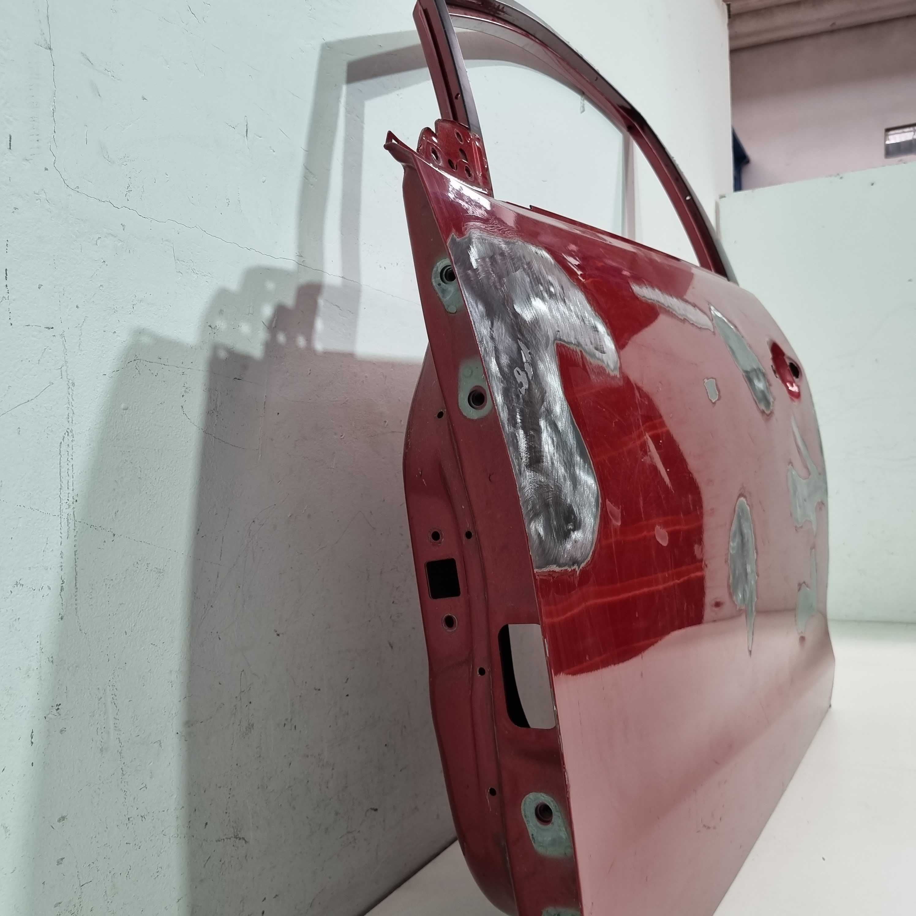 Porta Dianteira Do Lado Esquerdo Kia Cerato 2015/2020 Dianteira Esquerdo Vermelho 6