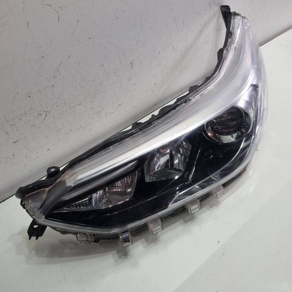 Farol Dianteiro Esquerdo Com Led Toyota Yaris 2022/2024 Esquerdo/motorista 2